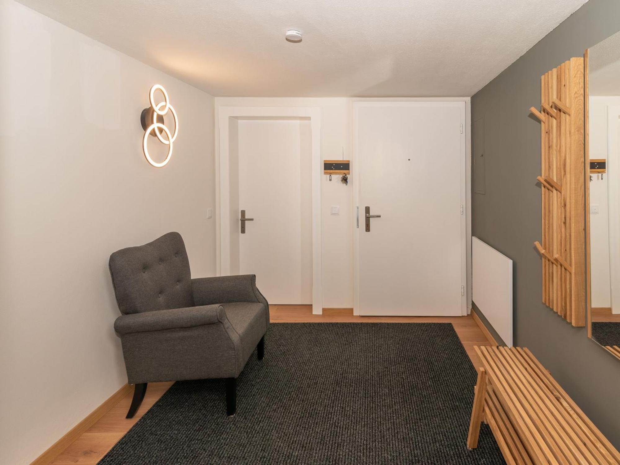 Crimson Cottage Apartments Dornbirn Exterior photo